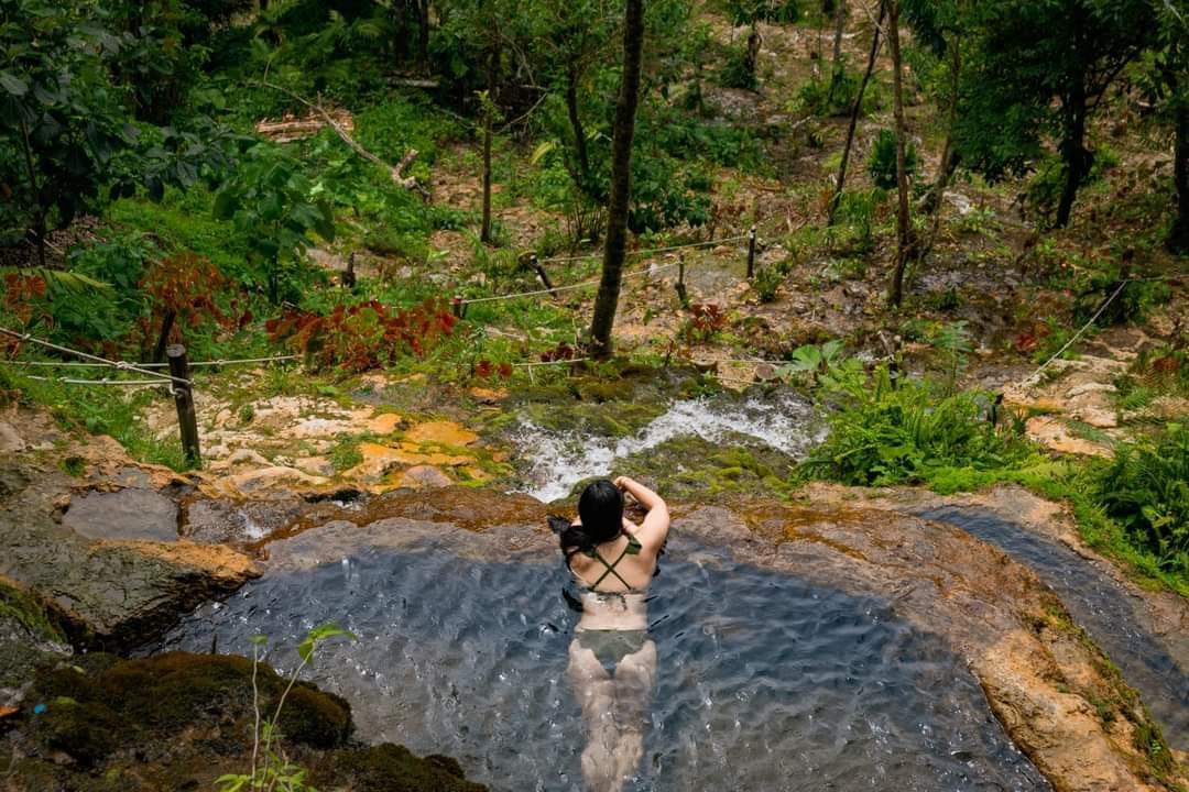 tunqui cueva tour